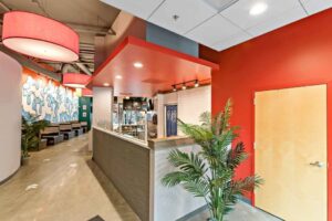 45th-stop-n-shop-poke-bar-45-gallery-001